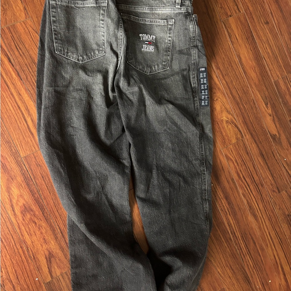 Tommy Hilfiger Black Straight Jeans Distressed Style - Picture 3 of 4